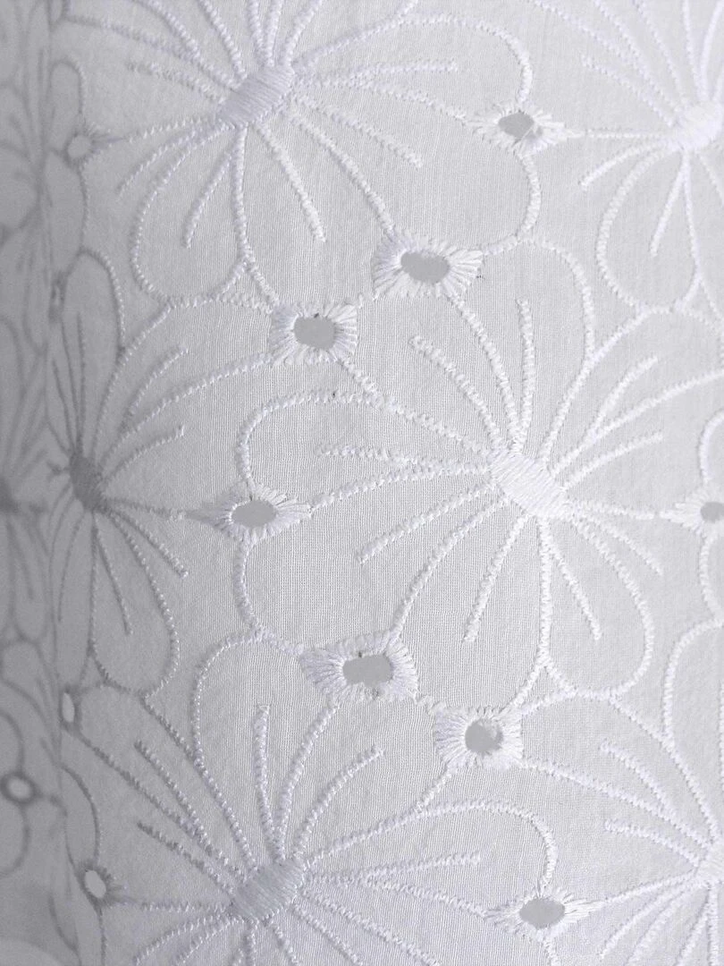 Paire de vitrages brodée et fleurie   Blanc