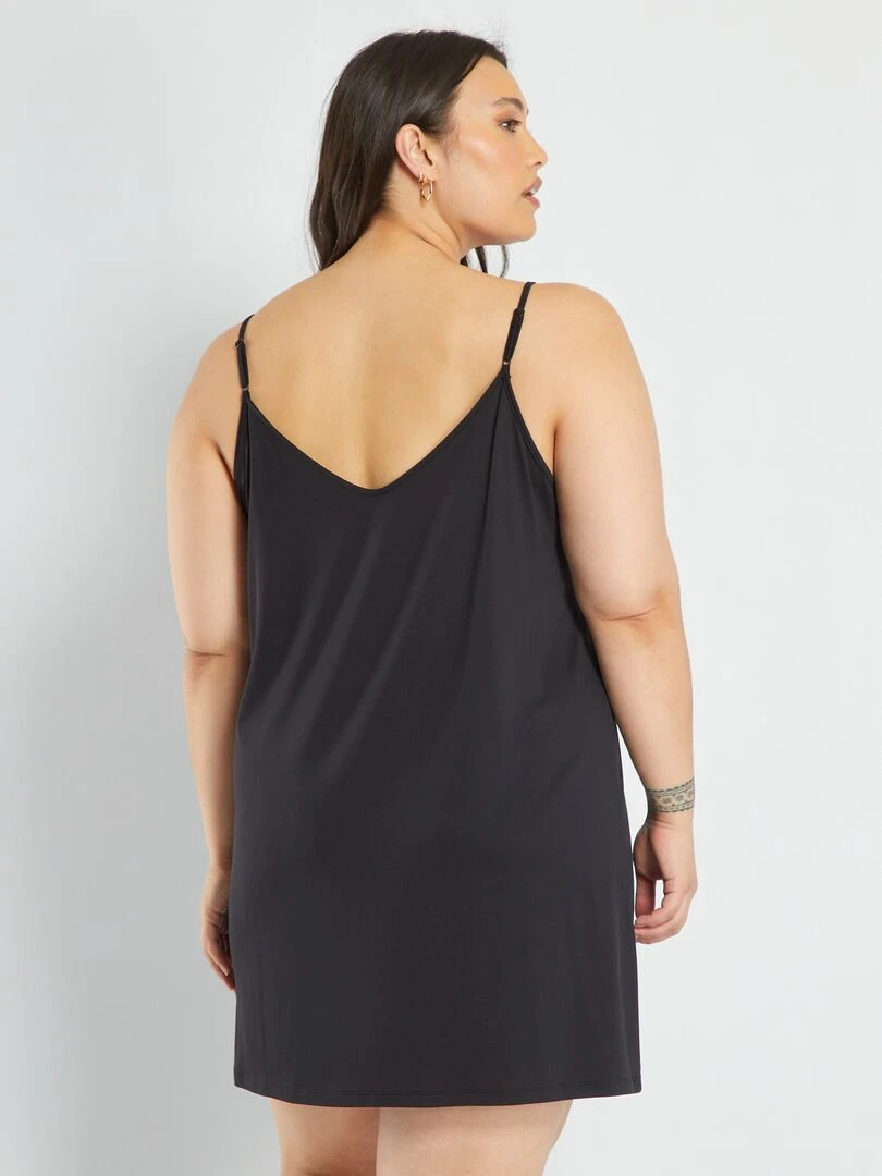 Fond de robe à glisser sous vos robes   noir