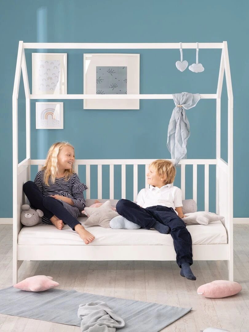 ROBA Lit Cabane Bébé Évolutif 70x140   Certifié FSC   Convertible   Hauteur Réglable   Bois Blanc   Blanc