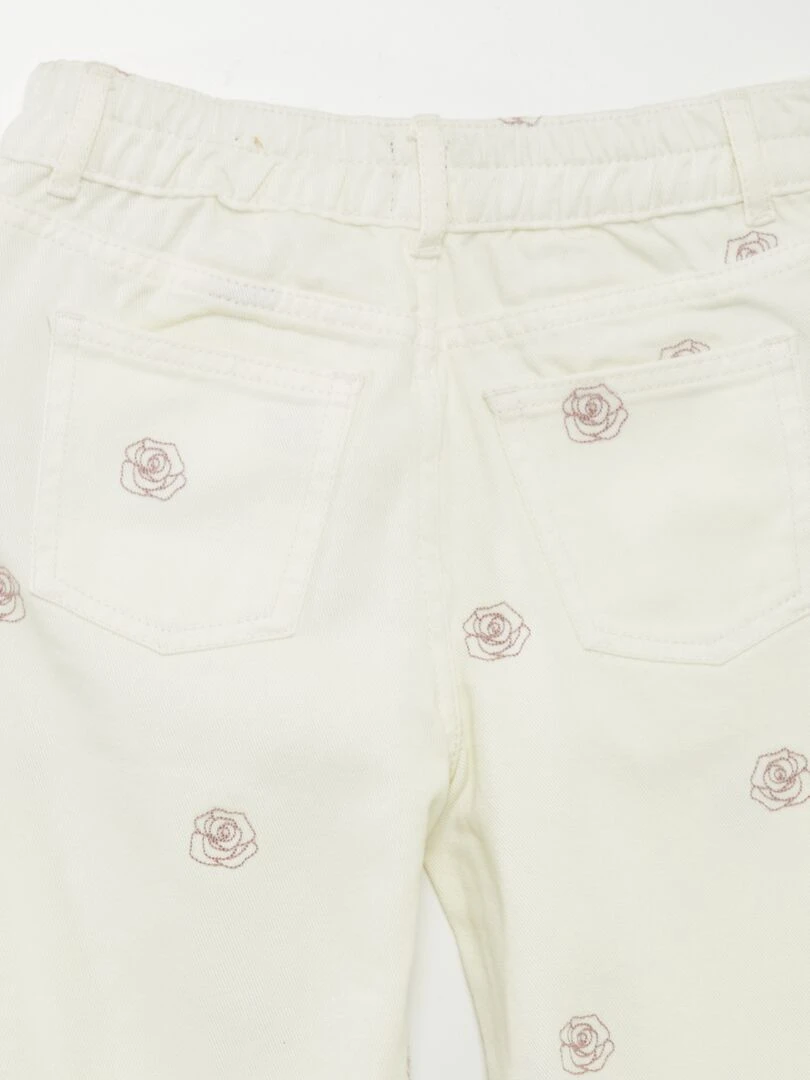 Jean large avec broderies   BLANC