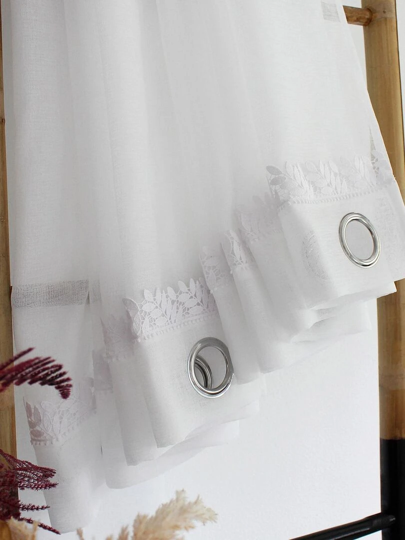 Voilage tamisant avec galon feuille en macramé   Blanc