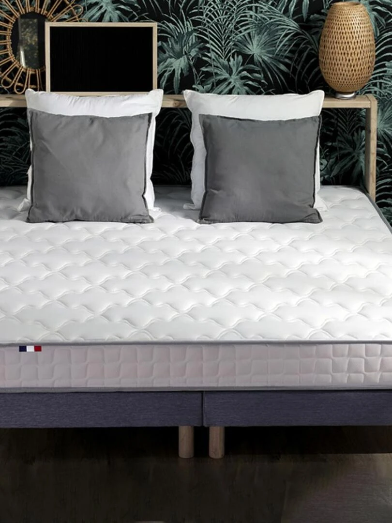 Matelas Mousse Haute Résilience + Latex 3 zones ESSENCE made in France   Blanc