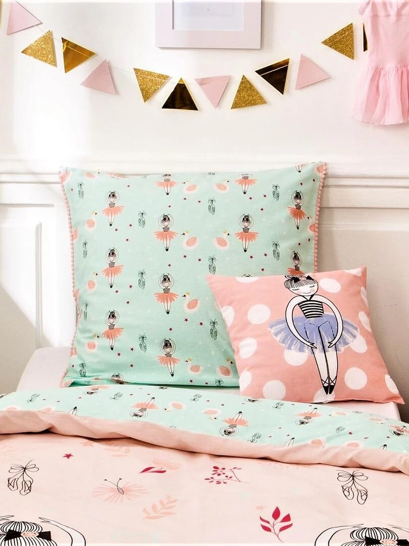 Future Home   Coussin coton rose avec danseuse 40x40cm   Rose