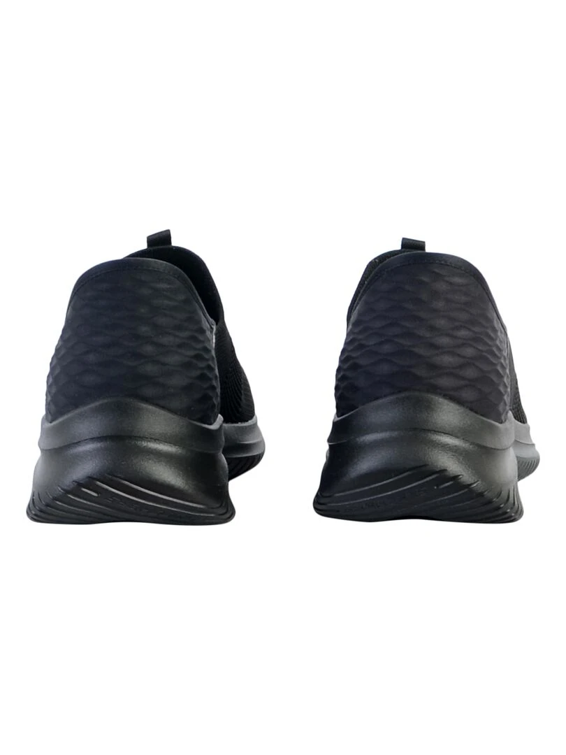 Basket à Enfiler Skechers Ultra Flex 3.0 Smooth Step   Noir