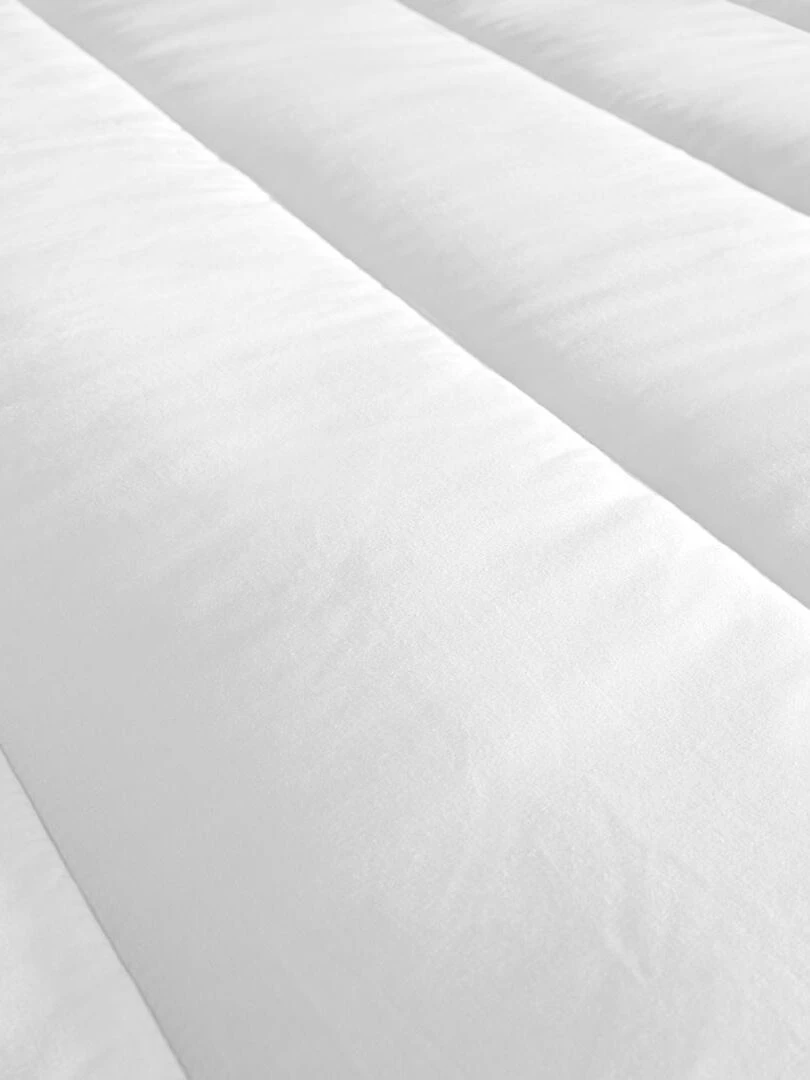 DUNLOPILLO   Couette Ultra Gonflante Chaude   Blanc