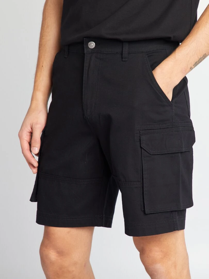 Short chino avec poches sur les côtés   noir