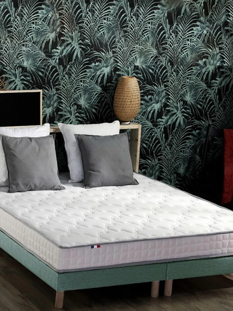 Ensemble Matelas Mousse Haute Résilience CIRRUS + Sommier Made in France Sommier Vert celadon Blanc Vert