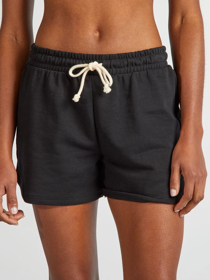 Short de sport noir