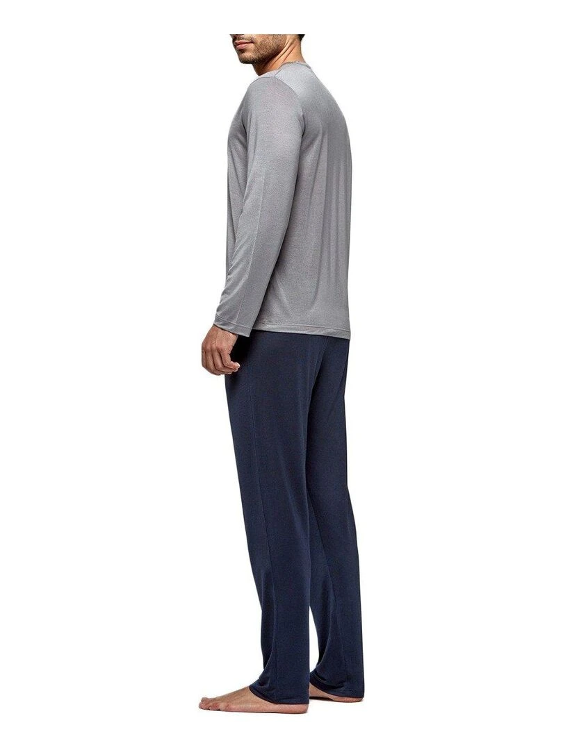 Pyjama long Travel spécial voyage Gris