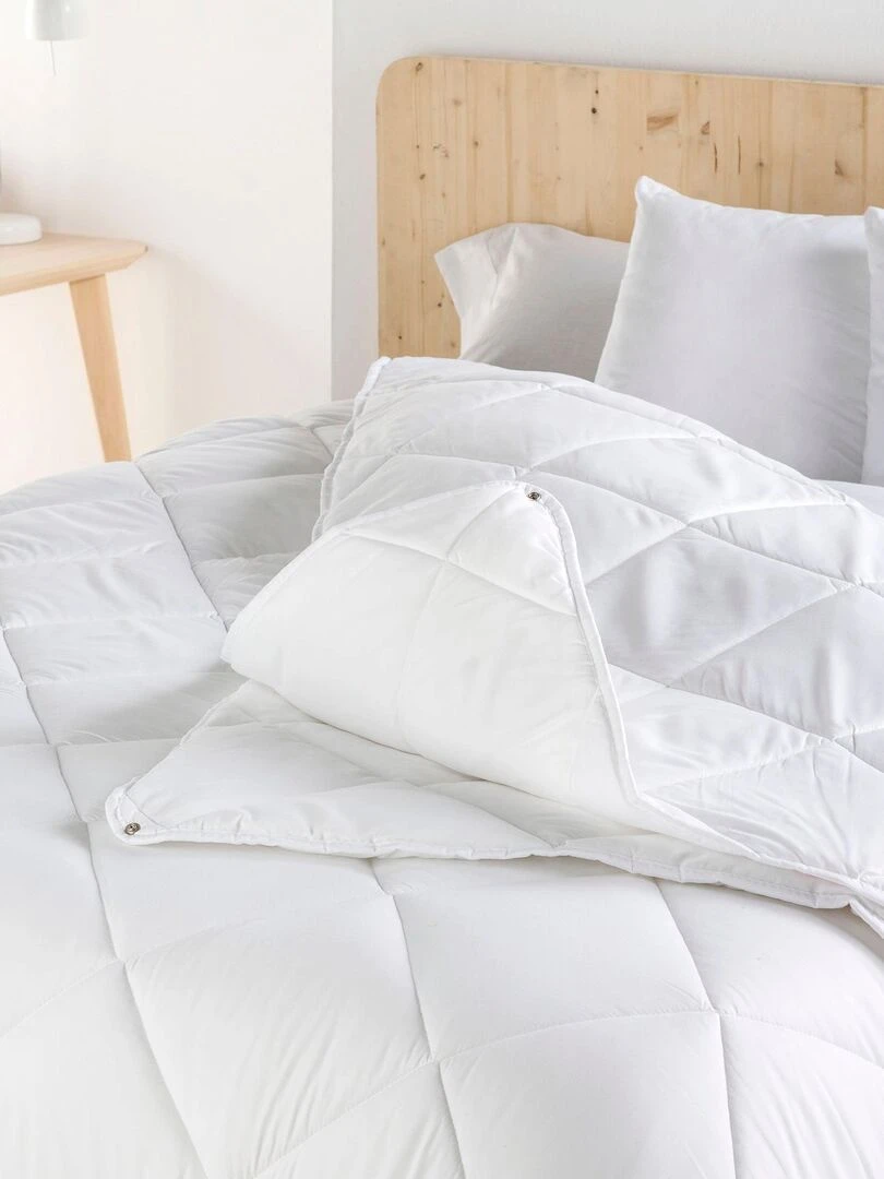 Couette toutes saisons 120 + 250 gr Basic "Happyfriday" Blanc