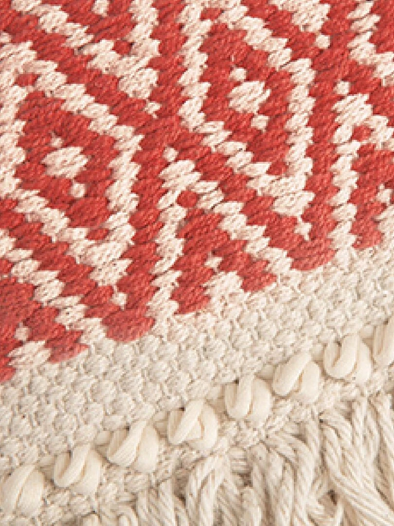 Coussin au style ethnique   Rouge