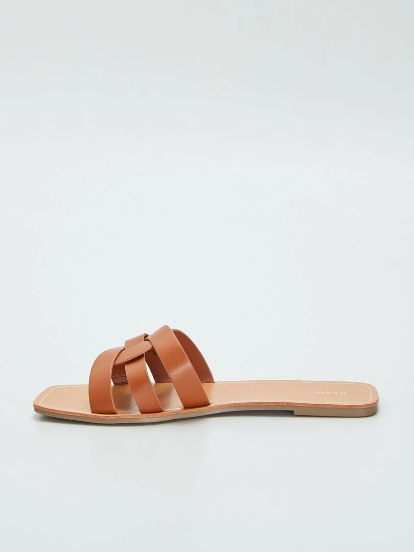 Sandales à brides croisées   Marron