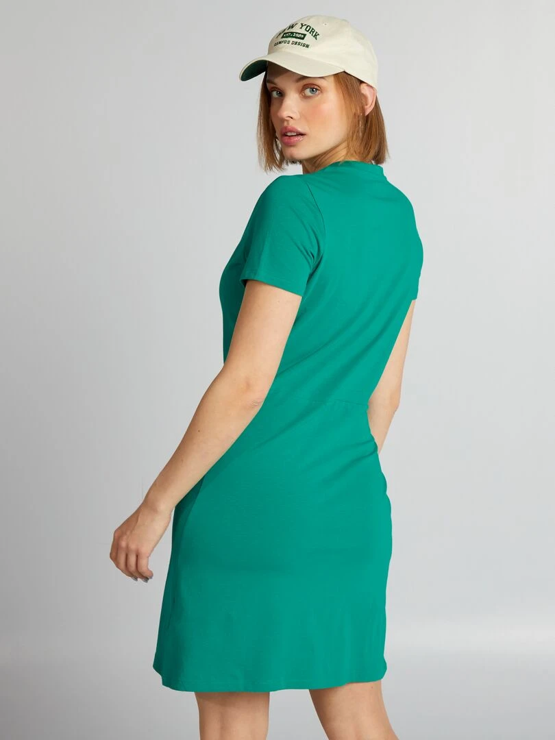 Robe unie avec détail noué à la taille   Vert