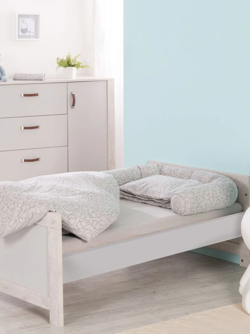 ROBA Serpent de lit bébé miffy®   170 cm   Convient comme coussin d'allaitement   Gris clair   Gris