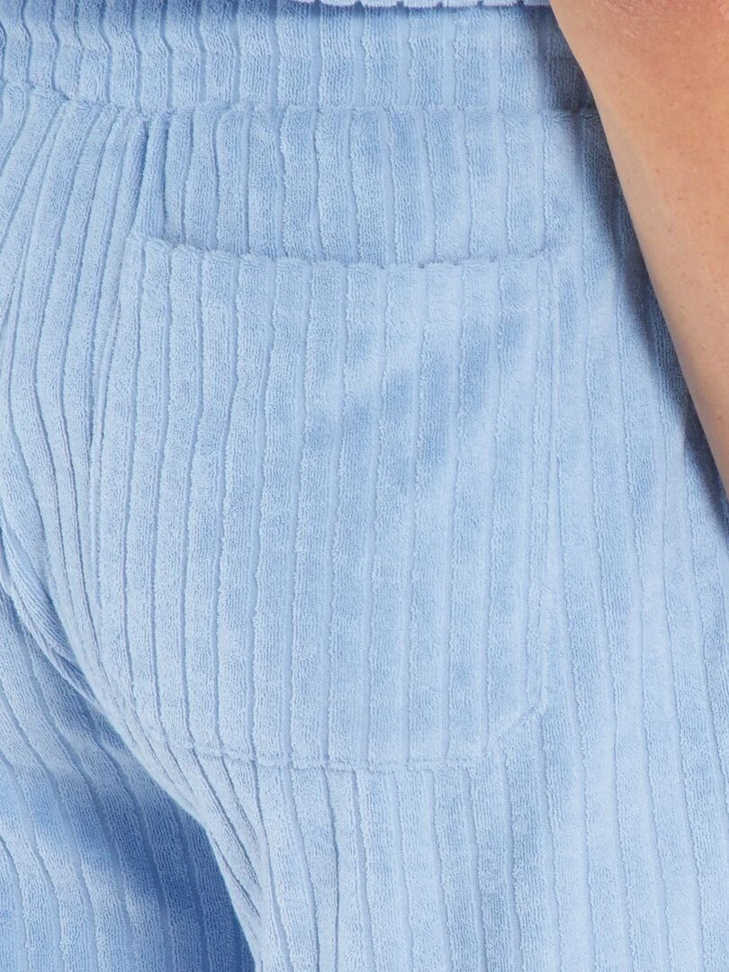 Bermuda en éponge avec grandes poches   Bleu