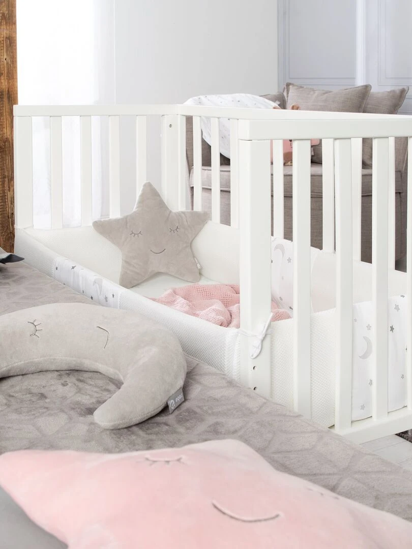 ROBA Lit Cododo "safe asleep®" 2en1 + Matelas + Tour + Barrière   Blanc   Blanc