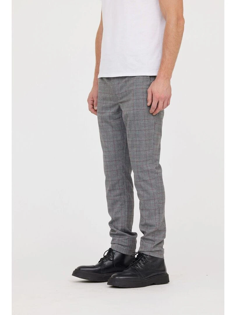 Lee Cooper Pantalon polyester chino slim NEILS Gris Bordeaux