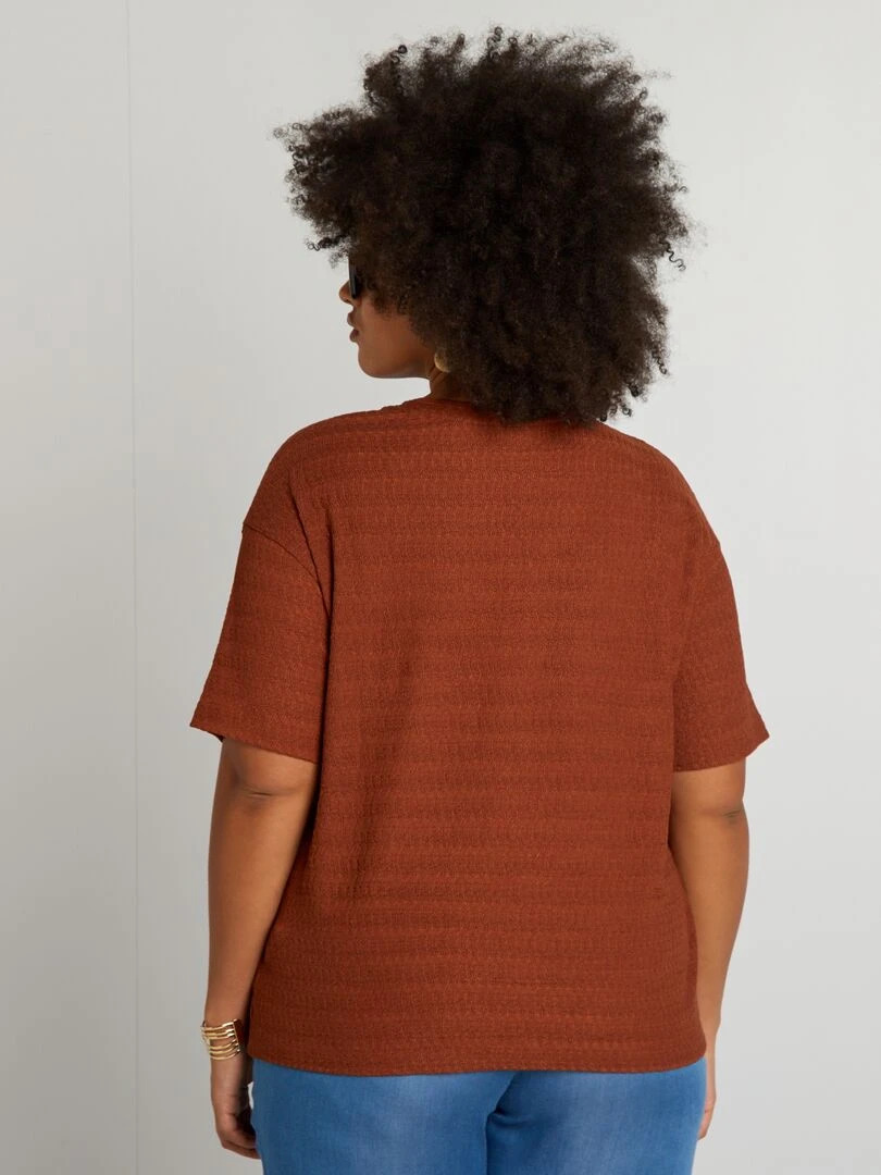 T shirt en matière gaufrée manches courtes   Marron
