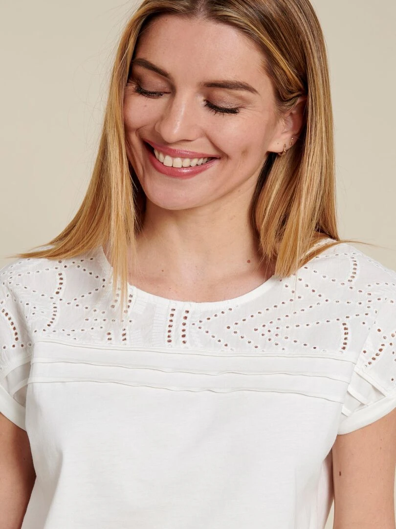 Tee shirt détails broderie anglaise Damart Blanc cassé
