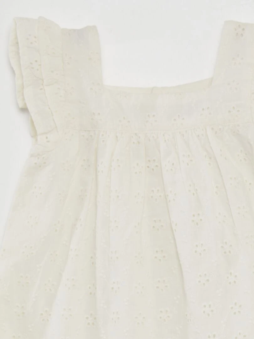 Robe en broderies anglaises   Blanc
