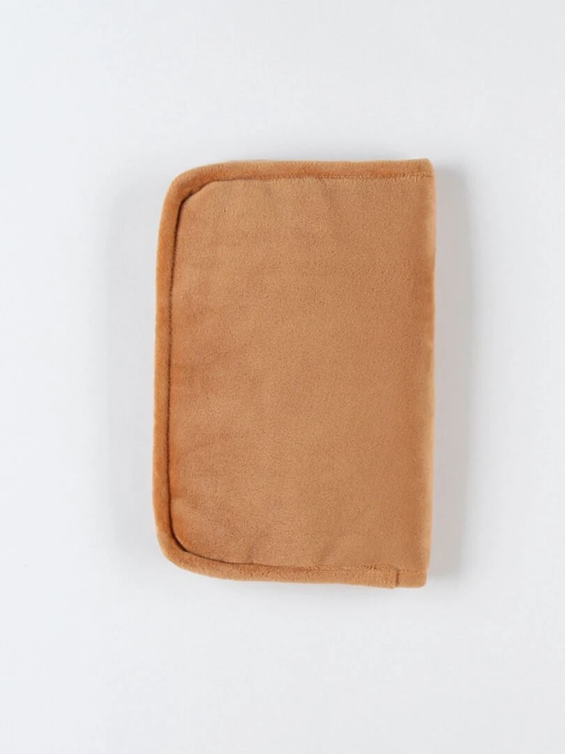 Protège carnet de santé Babou en Veloudoux caramel Marron