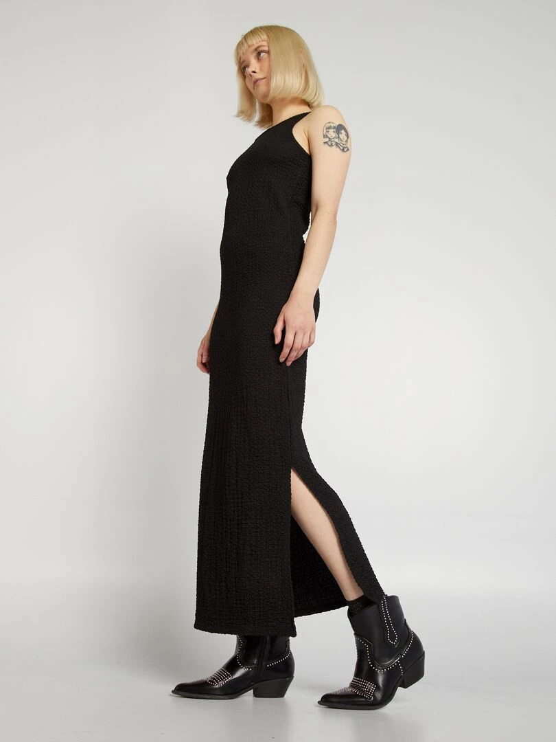 Robe longue à col rond en maille plissée noir