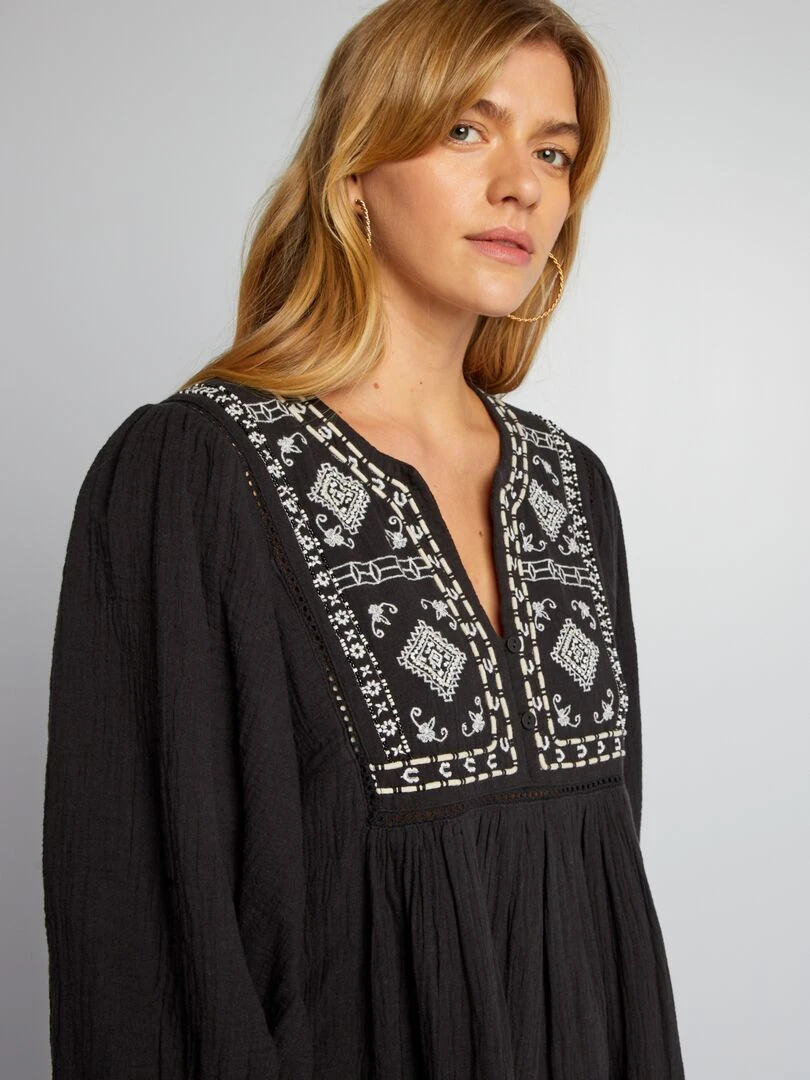Robe avec broderie   noir
