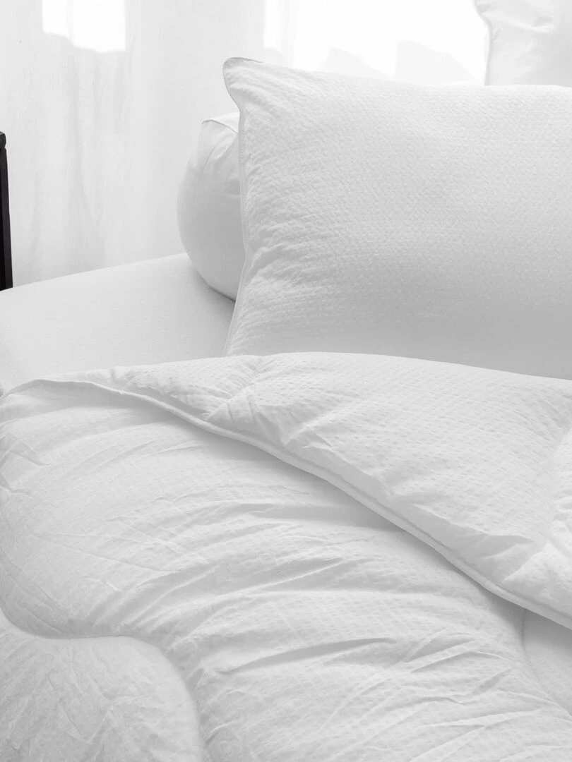 Couette hiver avec microduvet aspect gaufré 450 gr Blanc