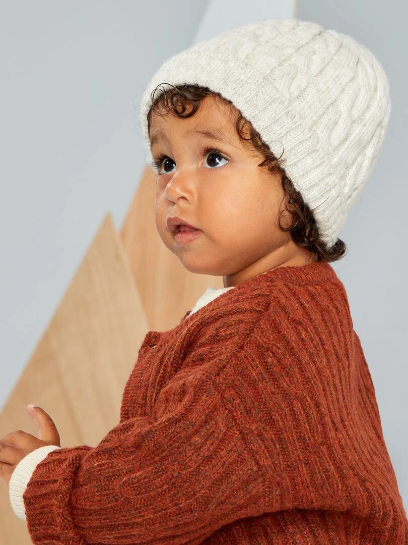Bonnet en maille torsadée Beige