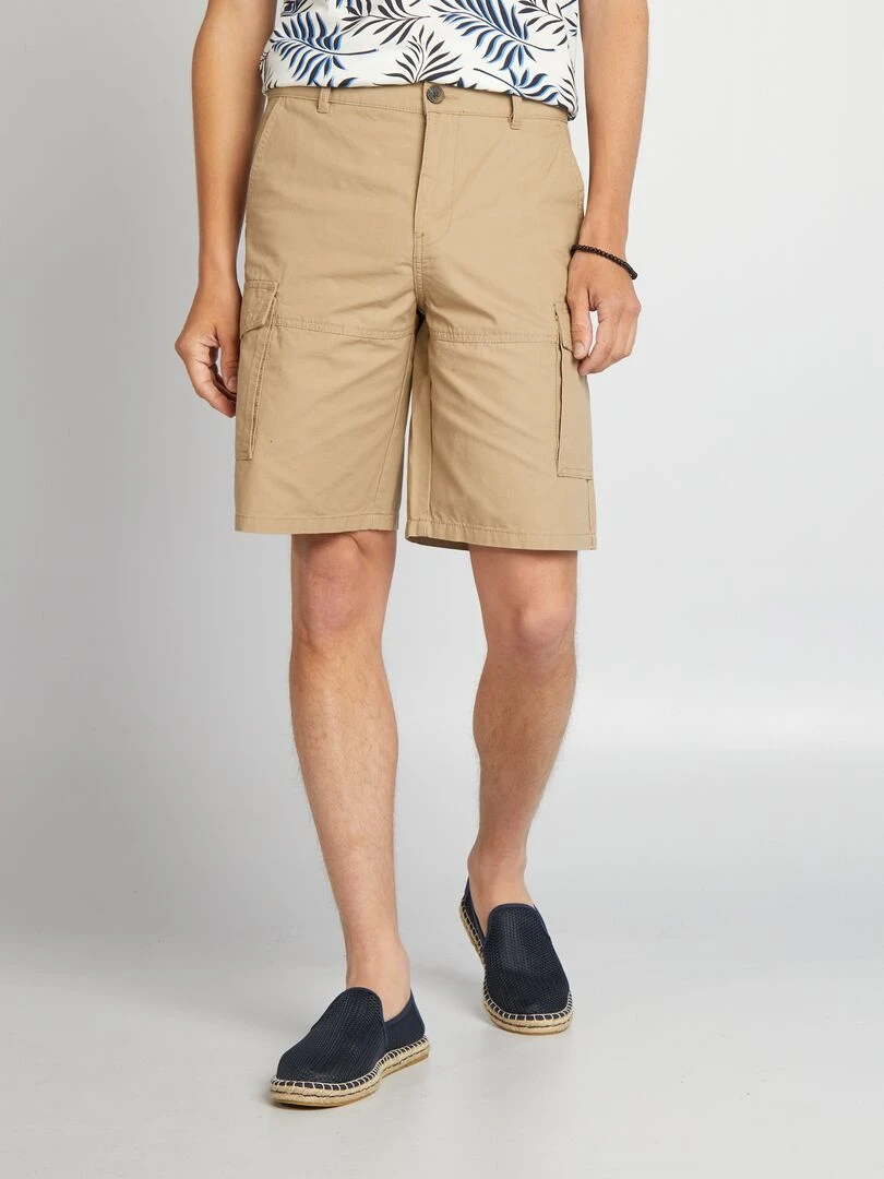 Bermuda avec poches sur les côtés Beige