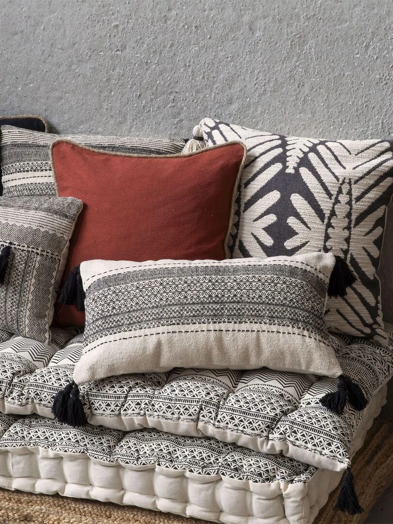 Coussin en coton tissé jacquard JAFFAR 'Deko&co'   Gris Beige