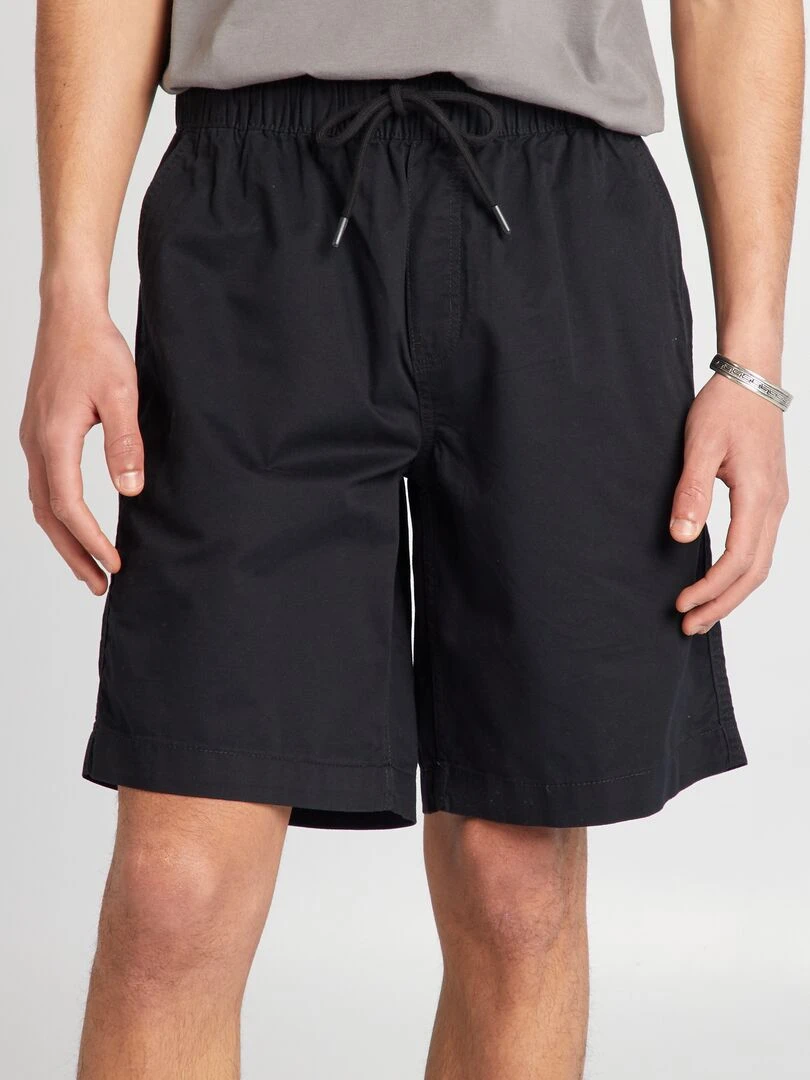 Short droit à taille élastiquée noir