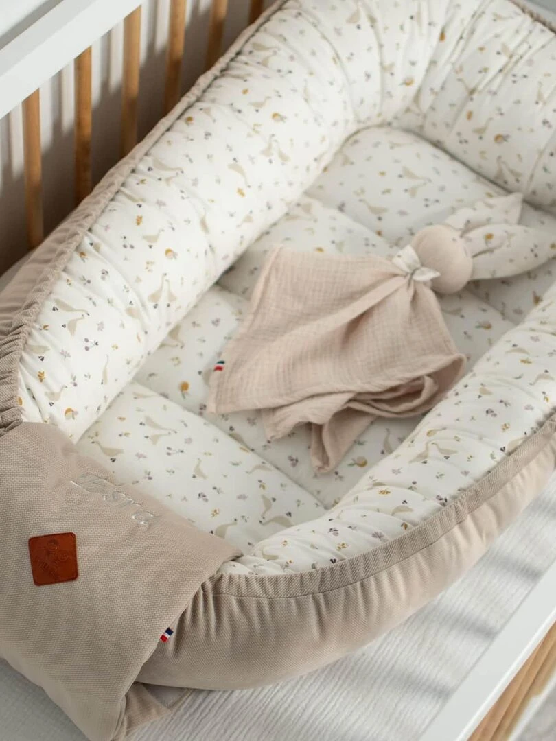 Cocon bébé matelassé nid réducteur de lit  Sidonia   Multicolore