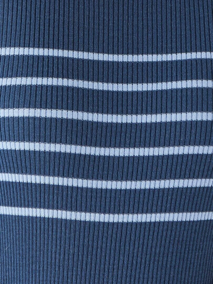 Pull col rond 50% laine mérinos  uni et rayé   Damart   Bleu
