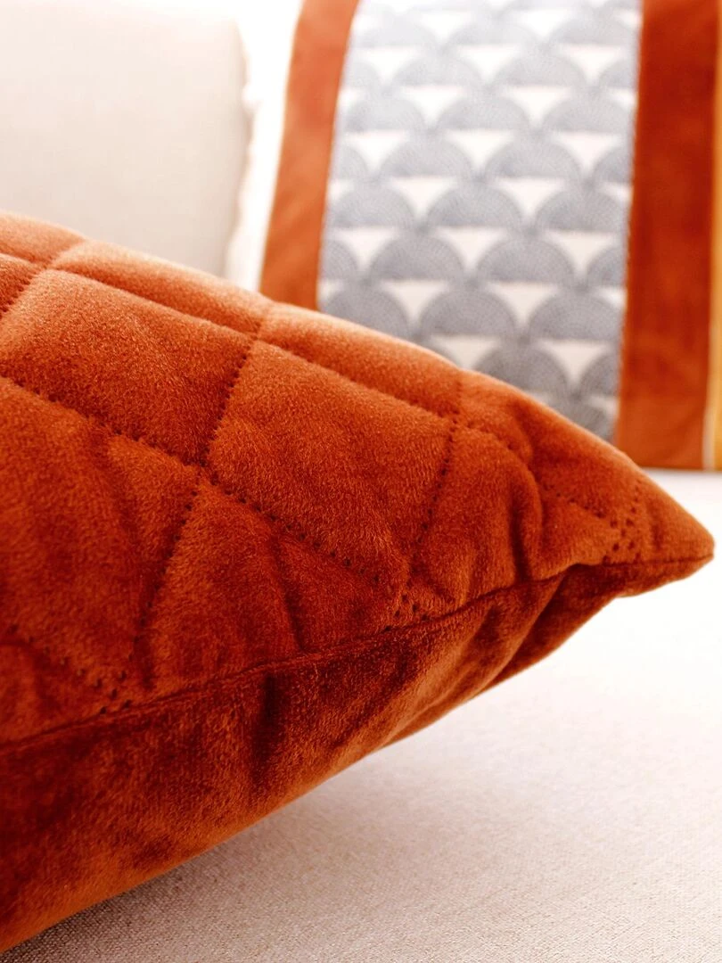 Coussin en velours et piqûres losanges Marron tabac
