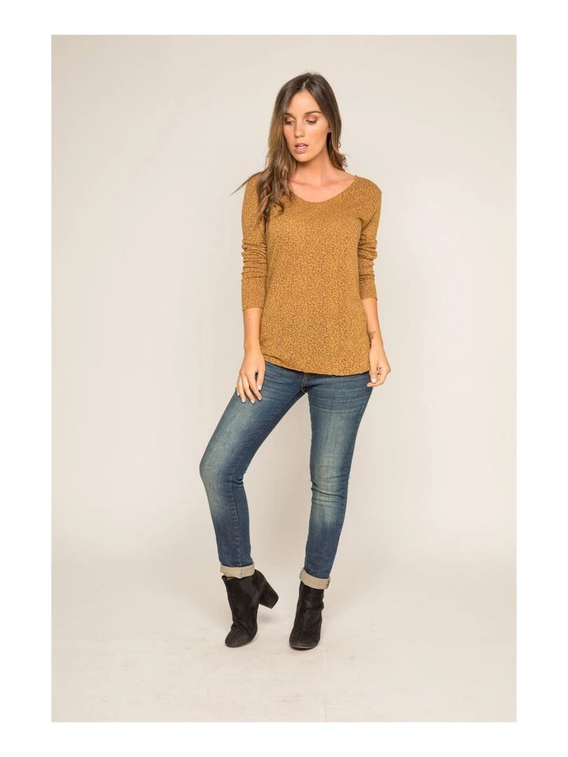 Pull fin col rond motifs KIMBA   Moutarde