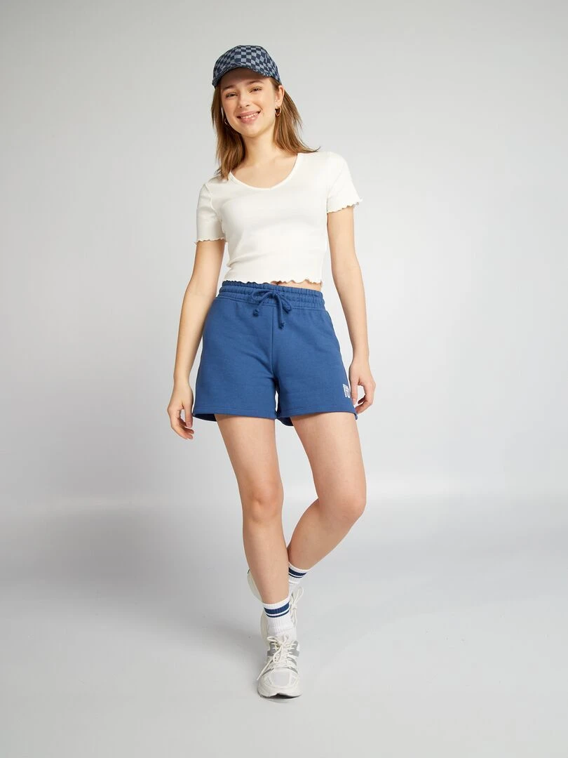 Crop top à bords ondulés blanc