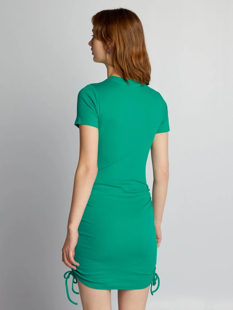 Robe côtelée avec cordons sur les côtés   Vert