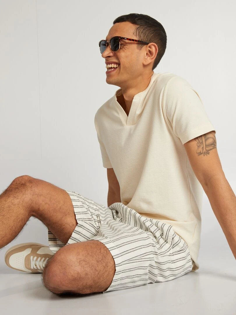 T shirt en jacquard à col mao Beige