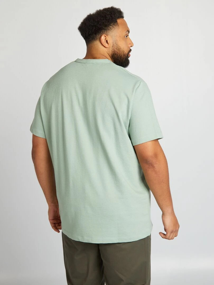 T shirt à col mao et ouverture V   Vert