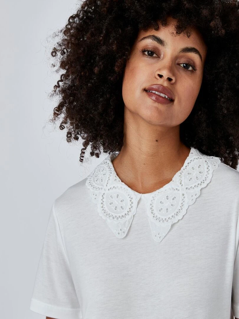 Tee shirt col broderie anglaise Damart Blanc cassé