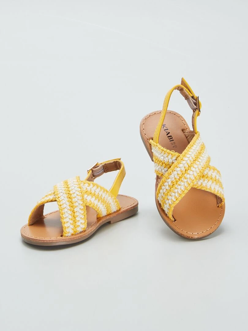 Sandales plates à brides croisées   Jaune