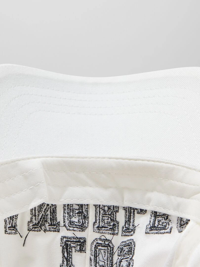 Casquette en toile   Blanc