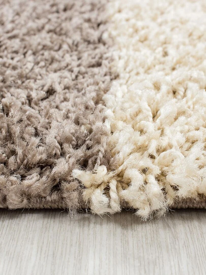 Tapis shaggy CARRÉ A OEKO TEX® Beige