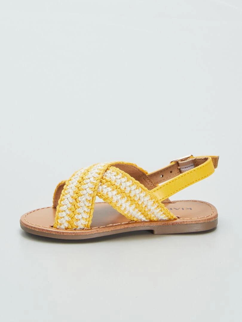 Sandales plates à brides croisées   Jaune