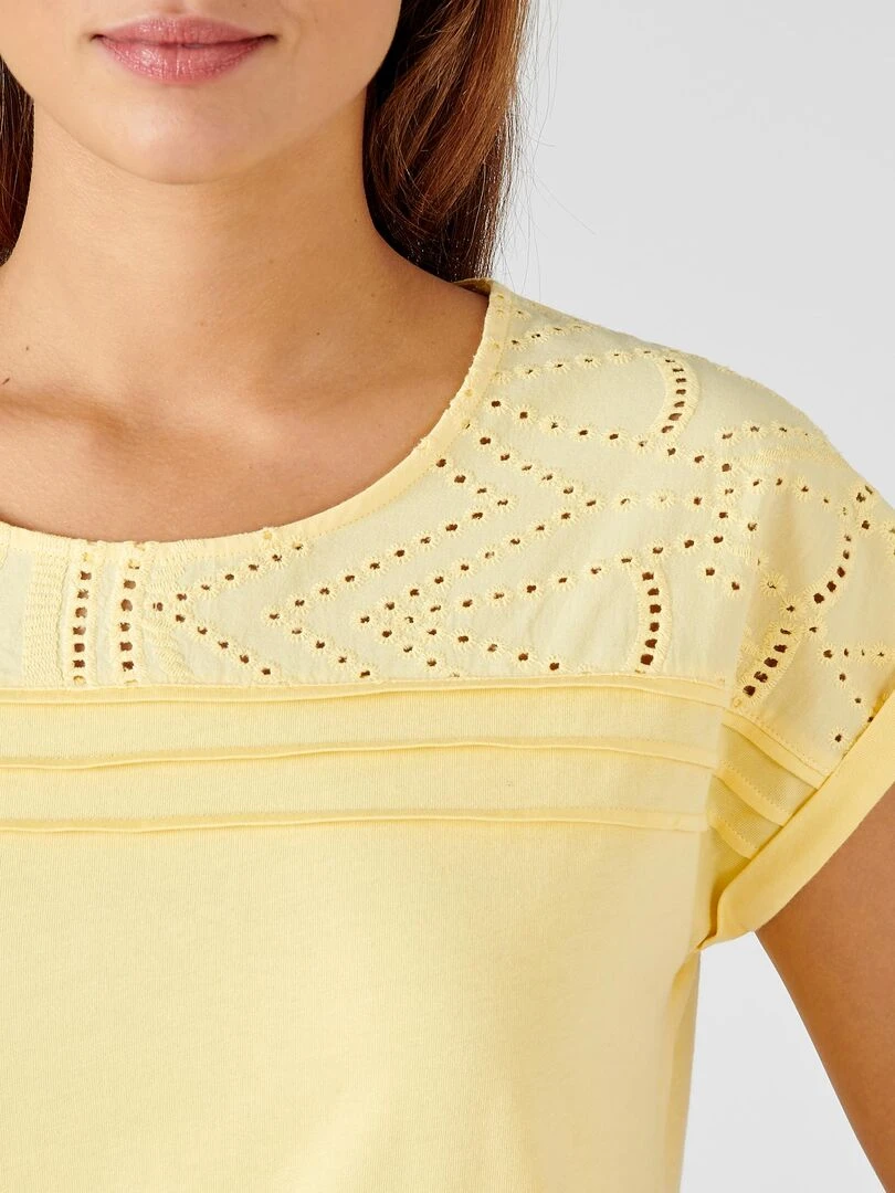 Tee shirt détails broderie anglaise Damart Jaune pâle