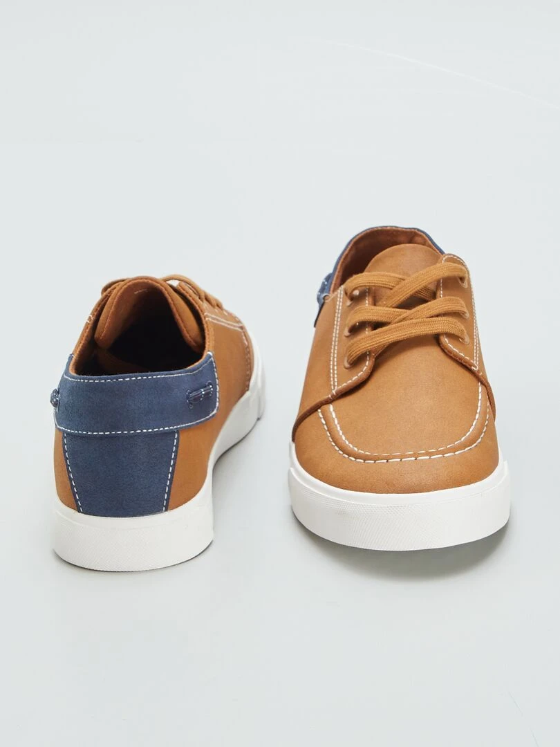 Chaussures bateau à lacets   Marron