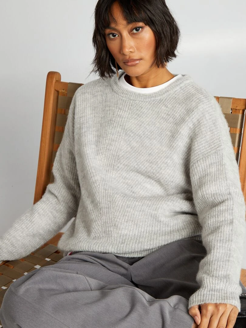 Pull en maille côtelée douce Gris