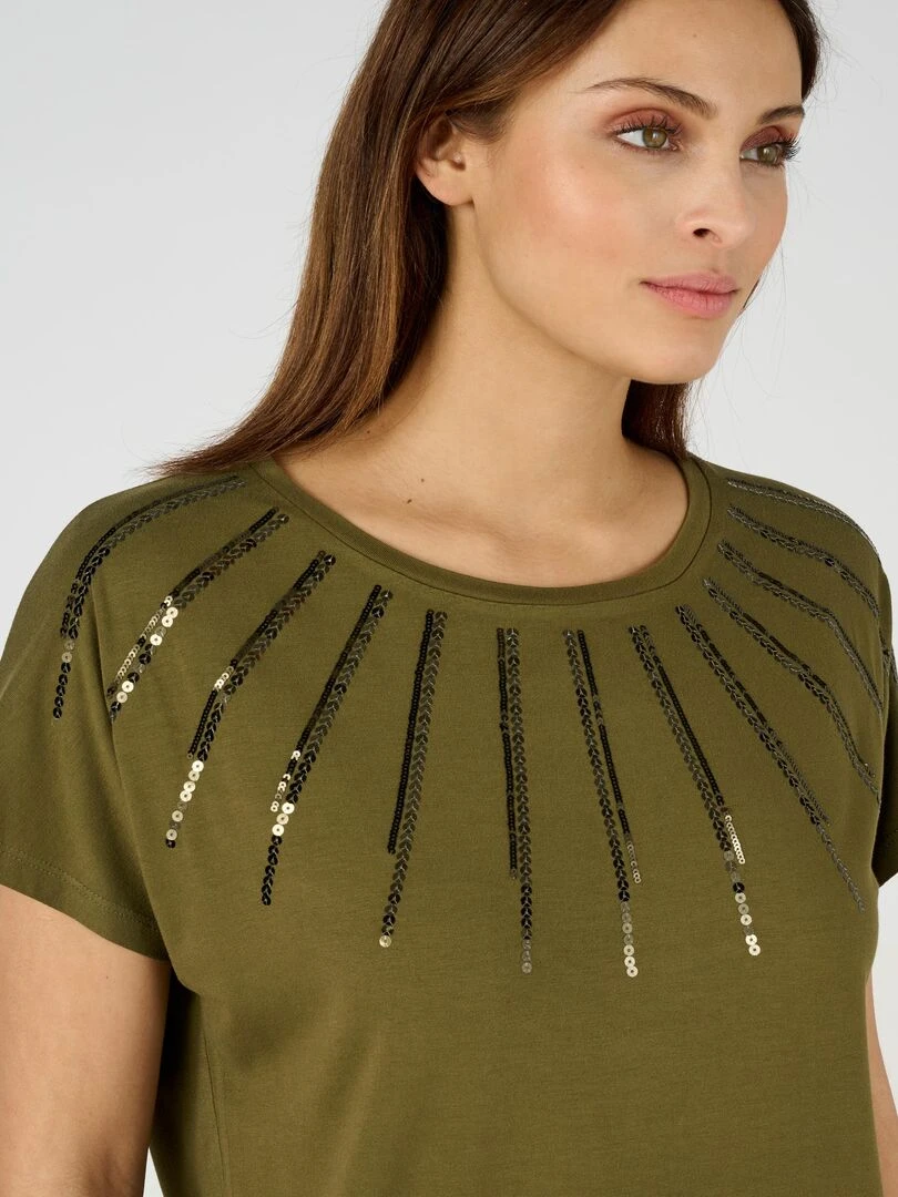 Tee shirt uni à sequins. Damart Kaki