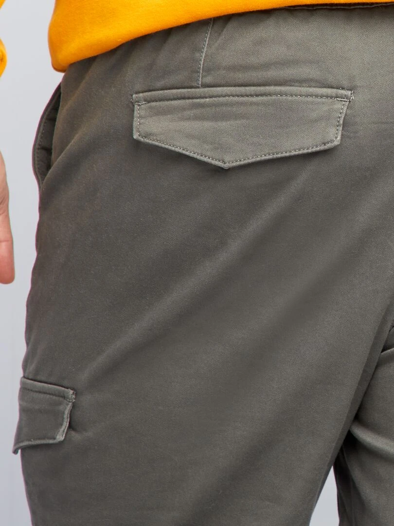 Pantalon chino avec poches sur les côtés   Kaki